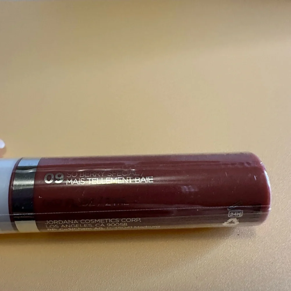 Jordana lip gloss